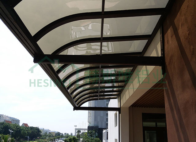 三亞魯能美麗三區(qū)東區(qū)車棚 - 羅先生