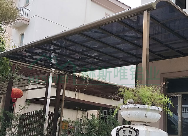 韶關市碧桂園花地八街七號雨棚 - 卜小姐