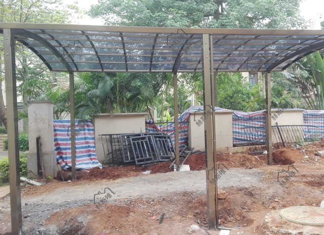 ?？诟涣τ? 何先生