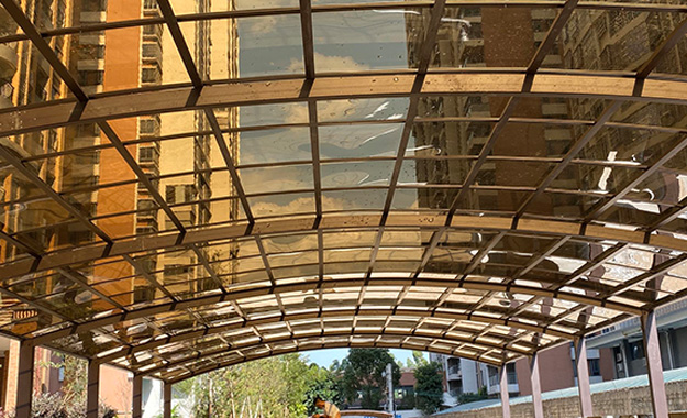 小區(qū)停車場(chǎng)入口車棚案例